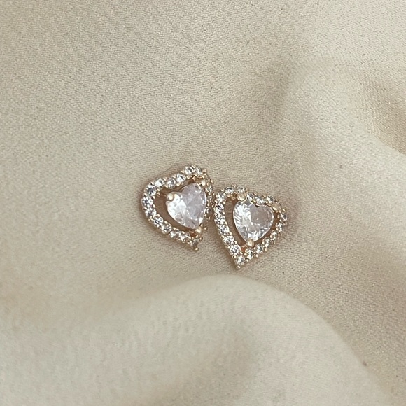 18k Gold Filled CZ Diamond Heart Earrings - Picture 5 of 9